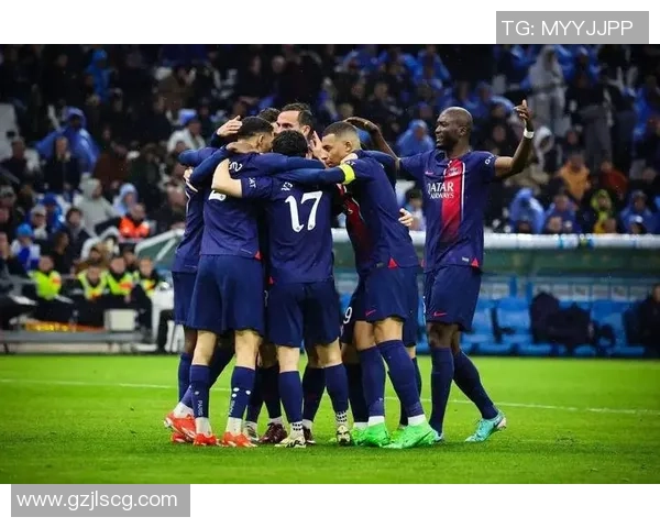 巴黎足球巨星闪耀赛场 打造法兰西足球新辉煌